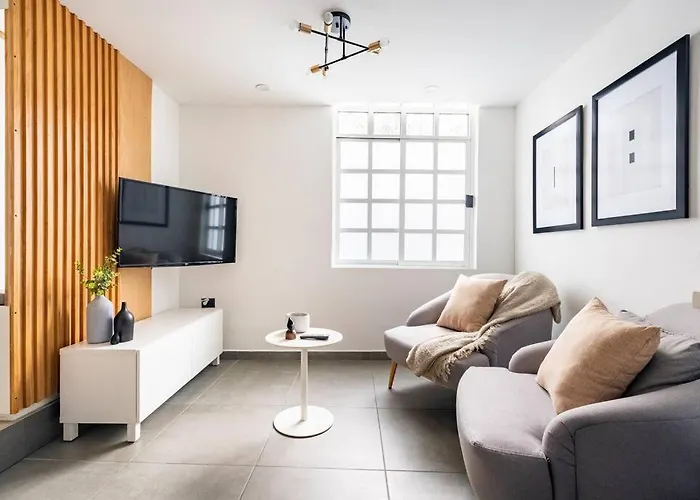 Charming 2br 2ba Historic Building Few Steps Parque España In Trendy Colonia Condesa Apartamento *